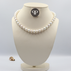 collar de perlas Edison de color blanco