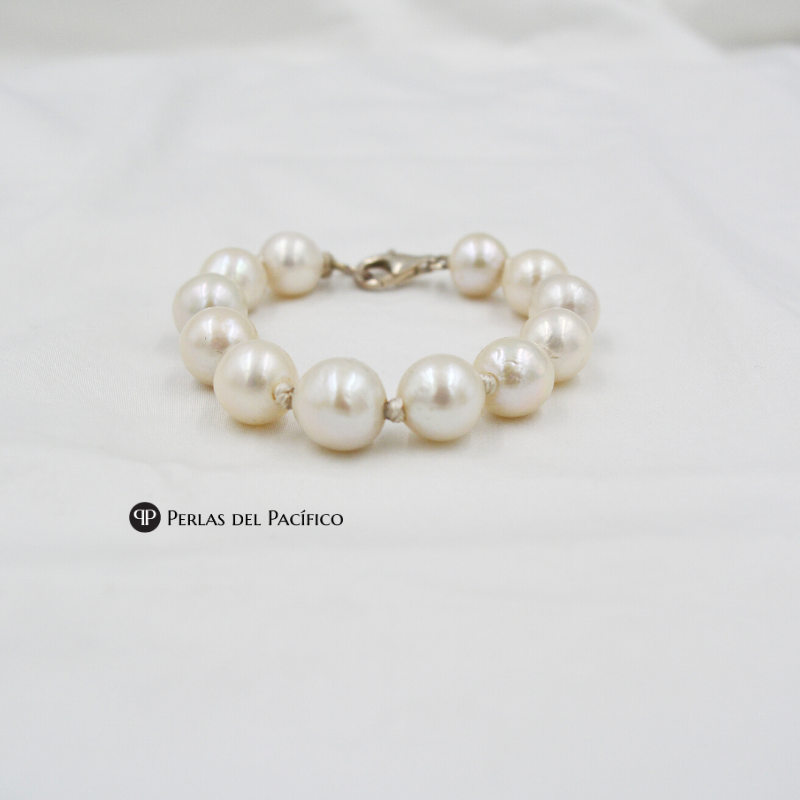 pulsera de perla Edison en color blanco